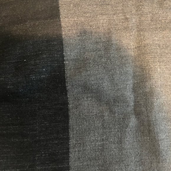 Urban CoCo Color Block Shawl - Picture 7 of 11